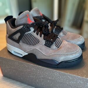 Air Jordan 4 Retro “Taupe Haze”